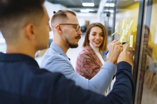 Quelle utilisation des réseaux sociaux est la plus efficace pour une entreprise de sécurité informatique ?