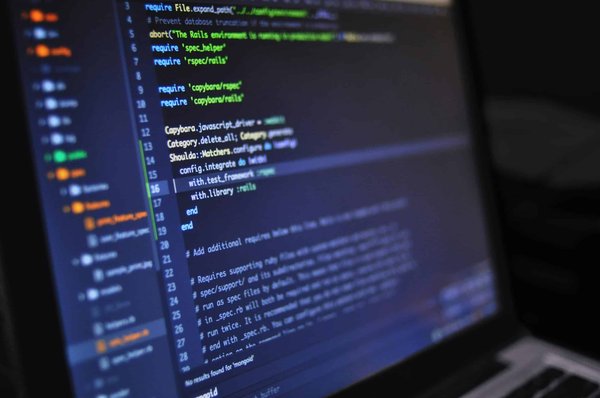Quelles sont les étapes pour configurer un environnement de développement Python sur Windows?